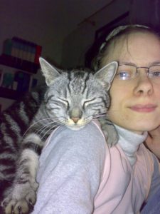 Cornelia Brückner mit Katze